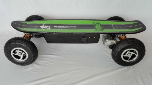 Elektrický longboard FLASH RIDER 1300 W, baterie olověná 14 Ah, LED světla