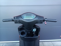 Elektrická tříkolka FLASH RIDER CY10 pro seniory 1000 W červená, lithiová baterie 20 Ah
