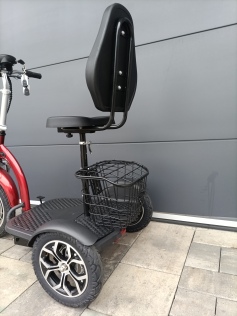 Elektrická tříkolka pro seniory FLASH RIDER CY5 800 W červená, lithiová baterie 20 Ah