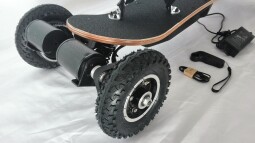 Elektrický mountainboard FLASH RIDER 3300 W terénní, baterie lithiová 11 Ah