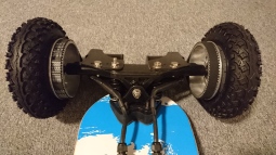Elektrický longboard FLASH RIDER 1800 W terénní